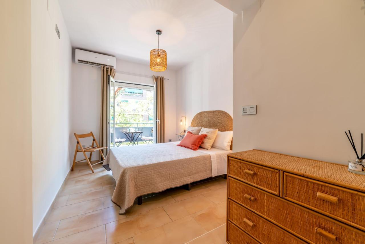 Apartamento Ronda Genil Con Parking Gratuito Apartment Granada Luaran gambar