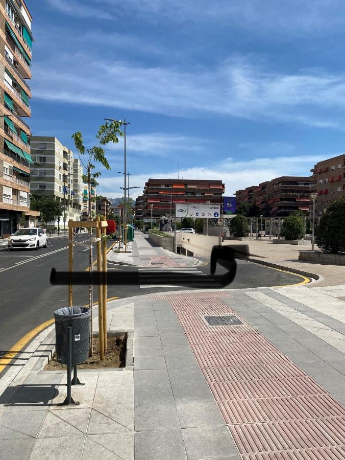 Apartamento Ronda Genil Con Parking Gratuito Apartment Granada Luaran gambar